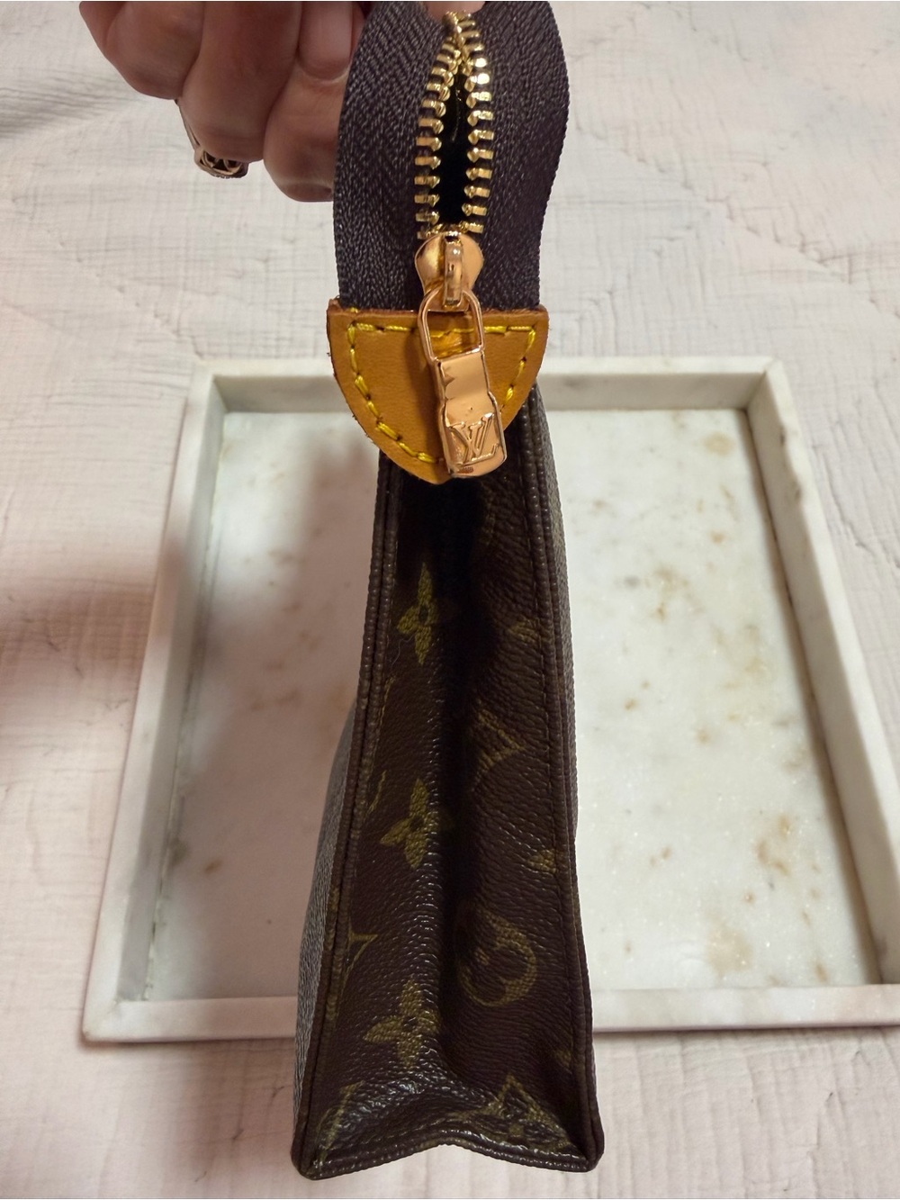 💯 Authentic  Louis Vuitton Monogram Poche Toilette ✨ - Picture 8 of 8